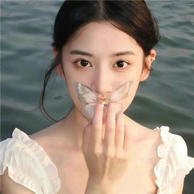 玫瑰园里的老少爷们儿